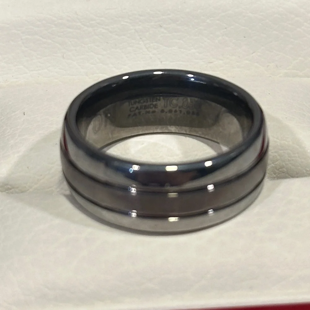 NWOT James Allen Triton tungsten carbide 8mm men’s wedding ring band size 7.5